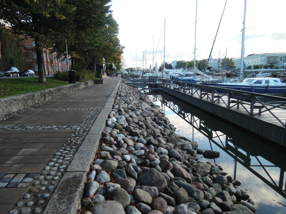 Riverside Lux With 2 Bedrooms, Car Park Garage And Sauna Turku Exterior photo